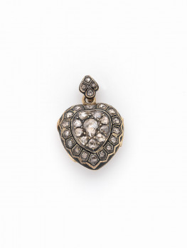 B520/1 - Hartvormig medaillon, Heart-shaped medaillon, Médaillon en forme de coeur