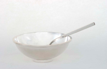 S2002/14 - Sugar bowl with spoon, Suikerbak met lepel